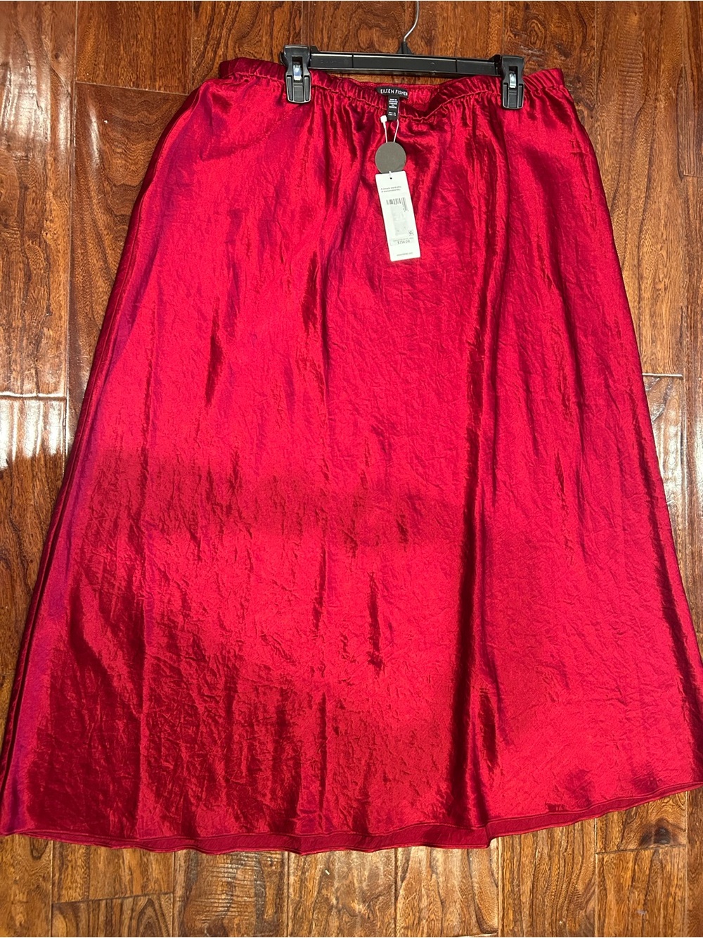 Eileen Fisher Red sophisticated textured satin Crinkled pull on Maxi Skirt XL - Picture 2 of 6